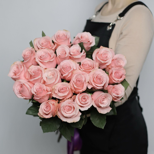 Букет из розовых роз Заозерный Красноярский край