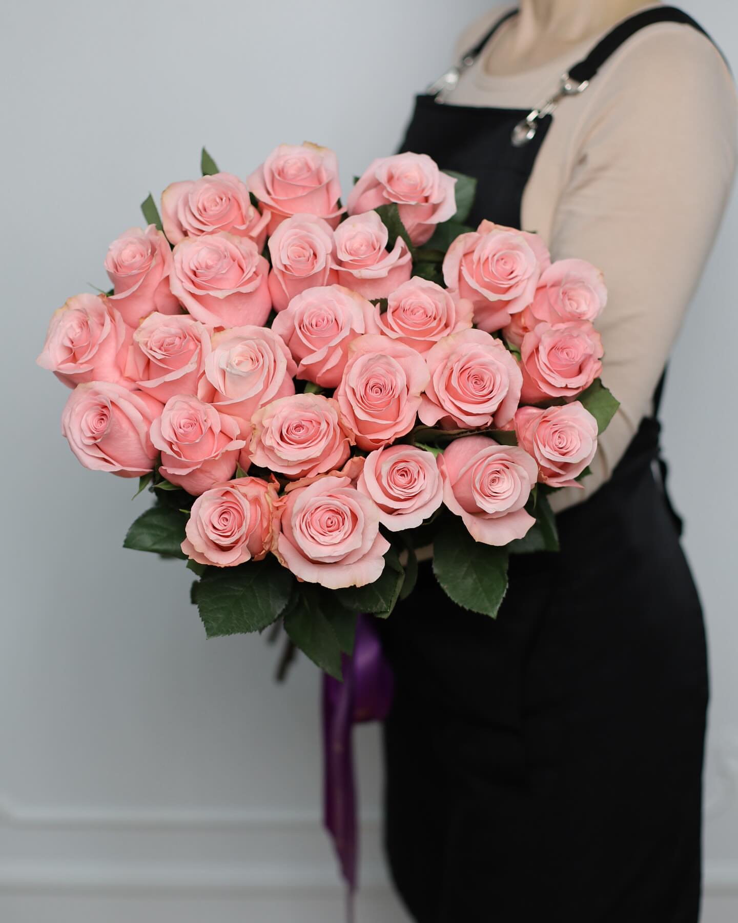 Букет из розовых роз Заозерный Красноярский край